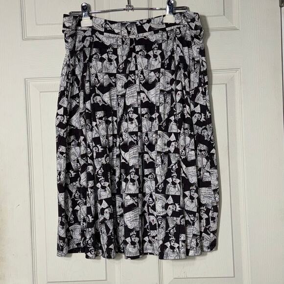 LuLaRoe Disney Madison Evil Queen Villains Skirt w/ Pockets Sz XLarge - Picture 2 of 3